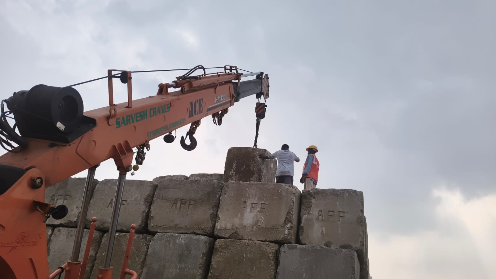 Telescopic Crane Rental in Chennai